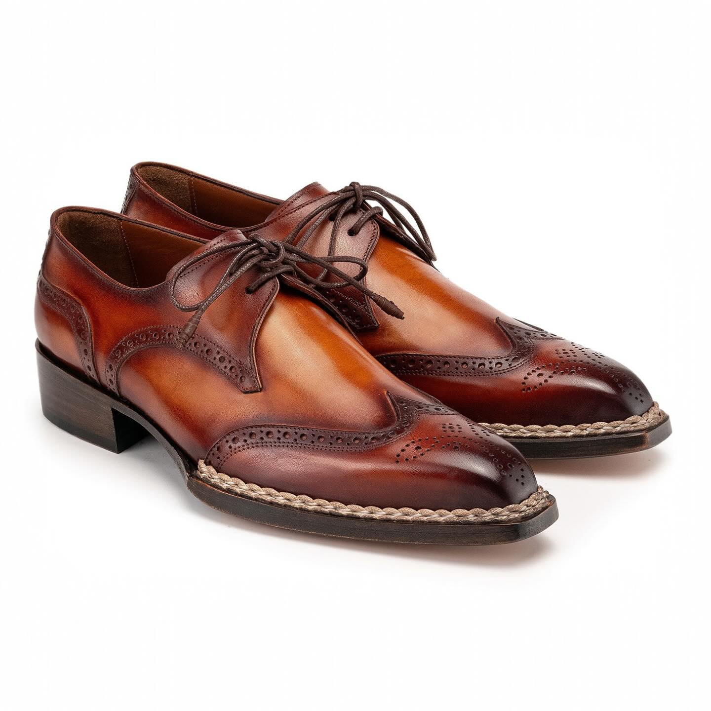 Welted Wingtip Derby Shoes Brown